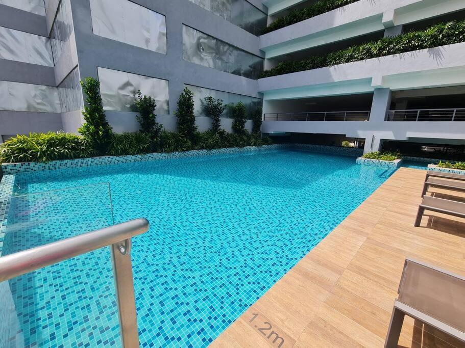 Neu Near Gleneagles 10 Minutes To Klcc Pangsapuri